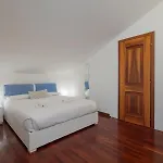 La Ringhiera - Meda 43 Apartman